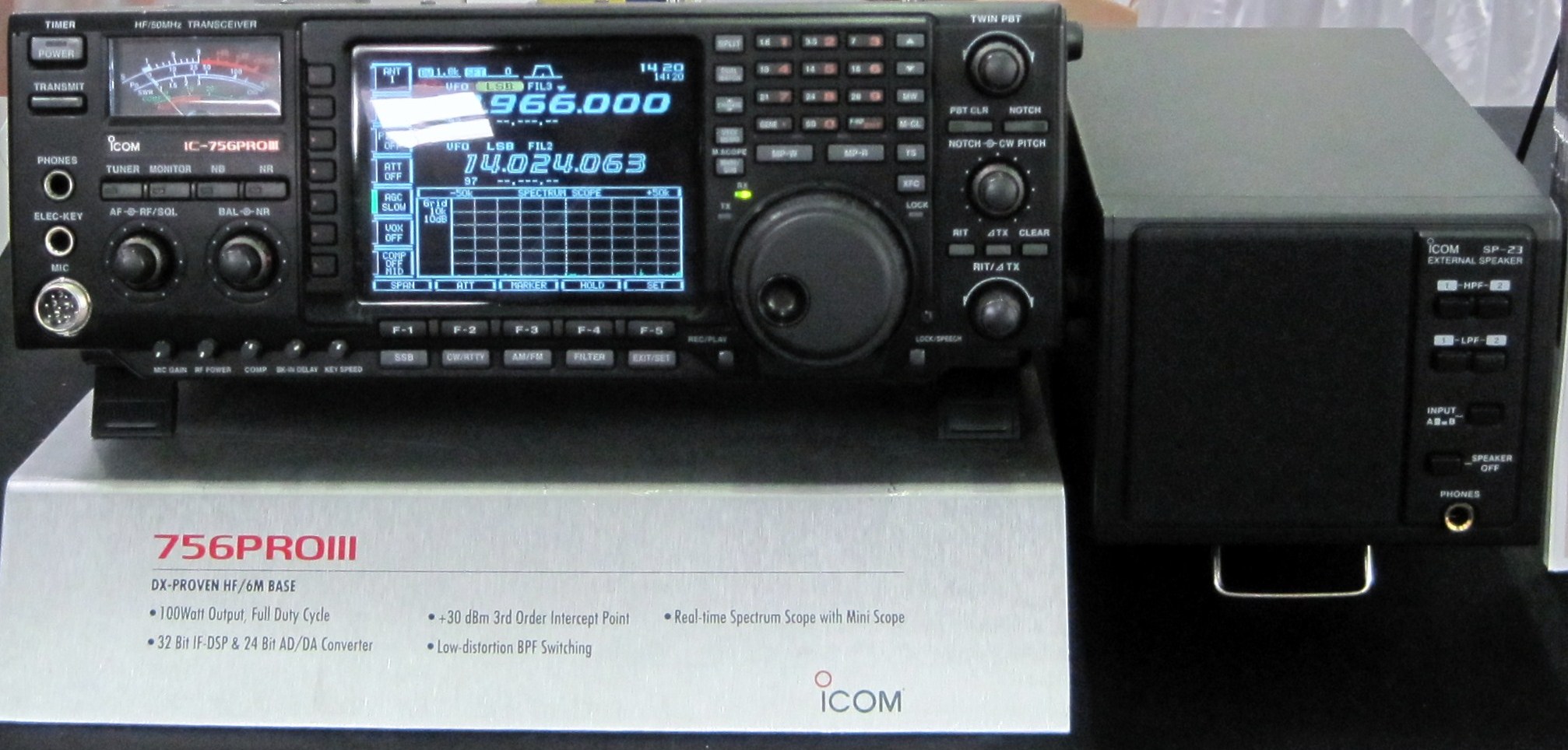 Icom IC-756PROIII HF transceiver with external speaker